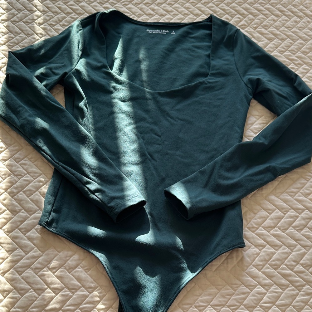 Abercrombie & Fitch Teal Top